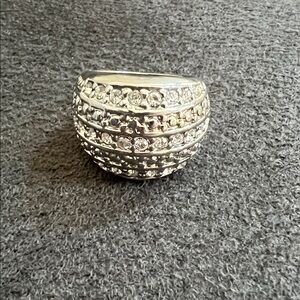 NWOT Silver Tone 5 Row Multi-Rhinestone Ring - Size 6